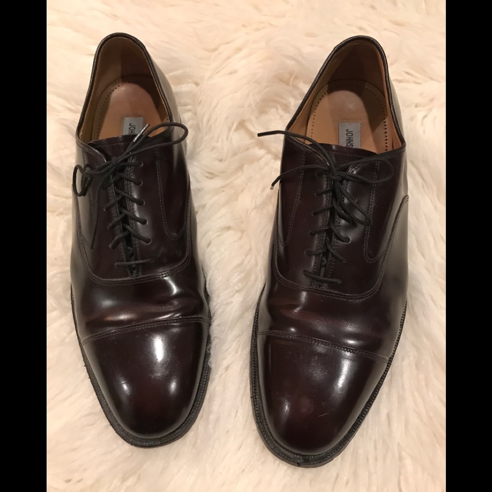 Johnston & Murphy Burgundy Leather Optima Shoe